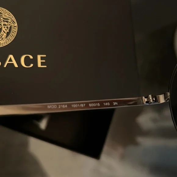 Versace Occhiale Metallo Sunglasses - Picture 7 of 12